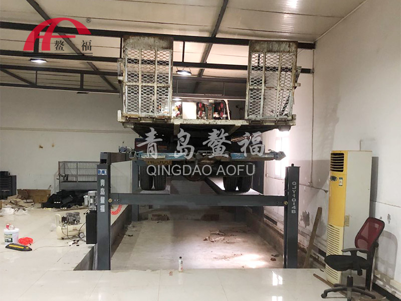 北京四柱舉升機