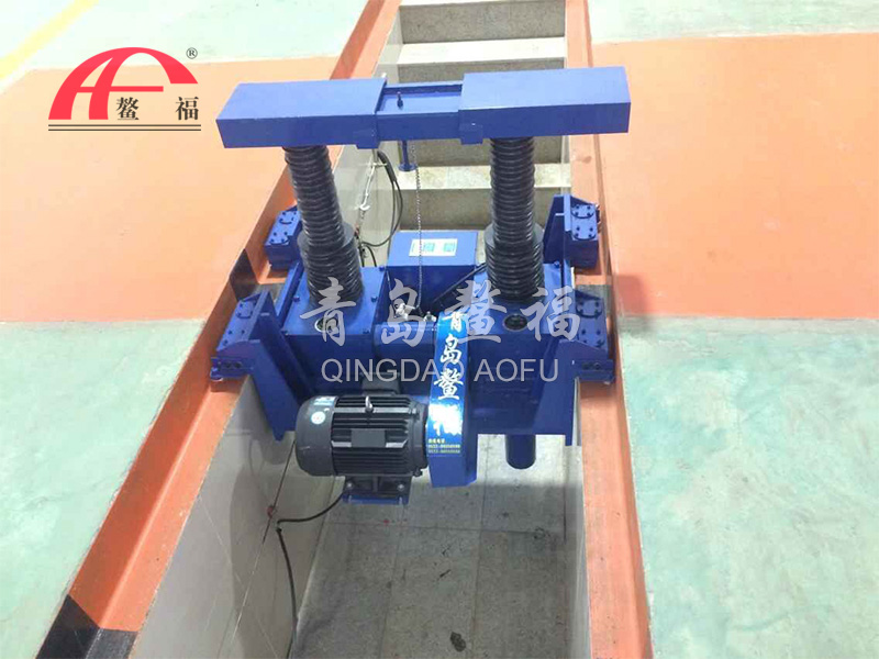 掛壁地溝舉升機(jī)案例