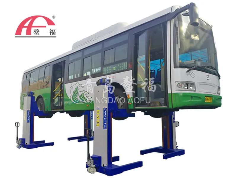 汽車升降平臺(tái)使用中謹(jǐn)防觸電的小知識(shí)